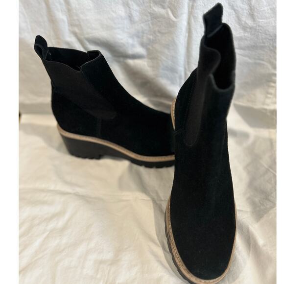 DOLCE VITA Haddie Suede Wedge/Heeled Pull-on Almond Toe Chelsea Boot Black 9.5 - Picture 2 of 10